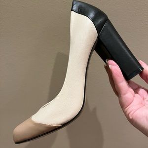 Banana Republic color block heels 6.5